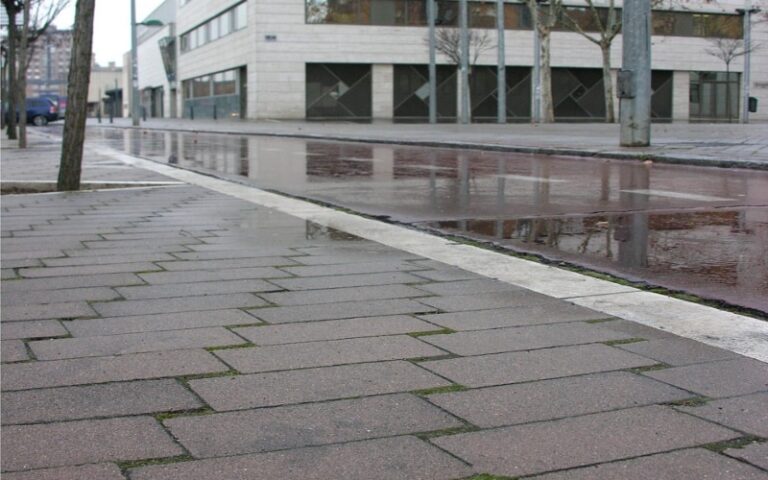 24_1_iscar_beige_1_web